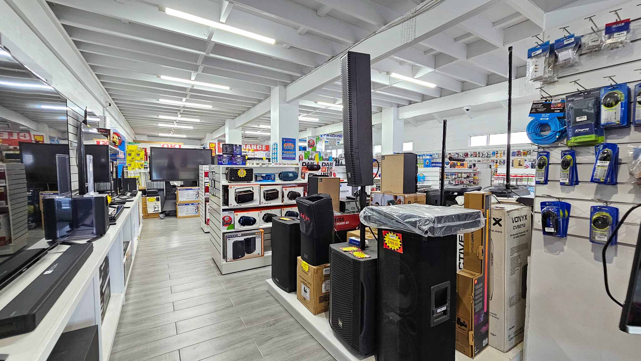 CIPS Electronics Store